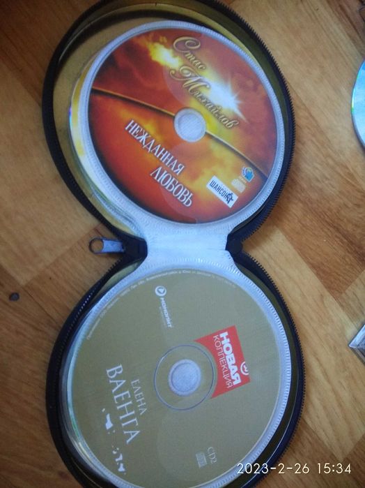 Продаются Сд  диски оригинальные.