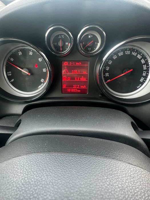 Opel Astra J 1.6 diesel