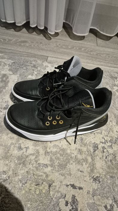 Adidași Nike originali