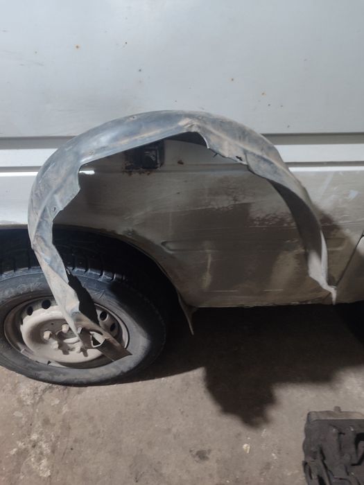 Подкрылок гольф джета 2