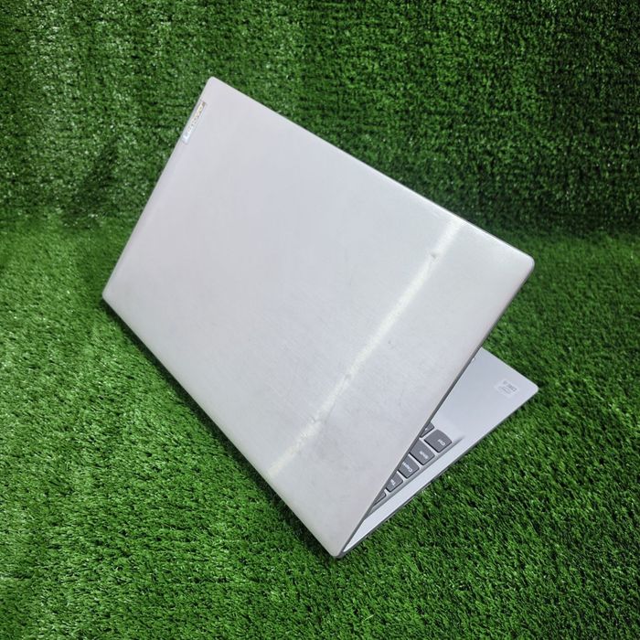 Lenovo core i5 8gb ssd 128gb hdd 1tb N942