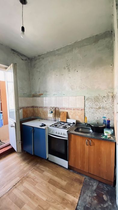 продаётся 2х ком.кв.в 10мкр