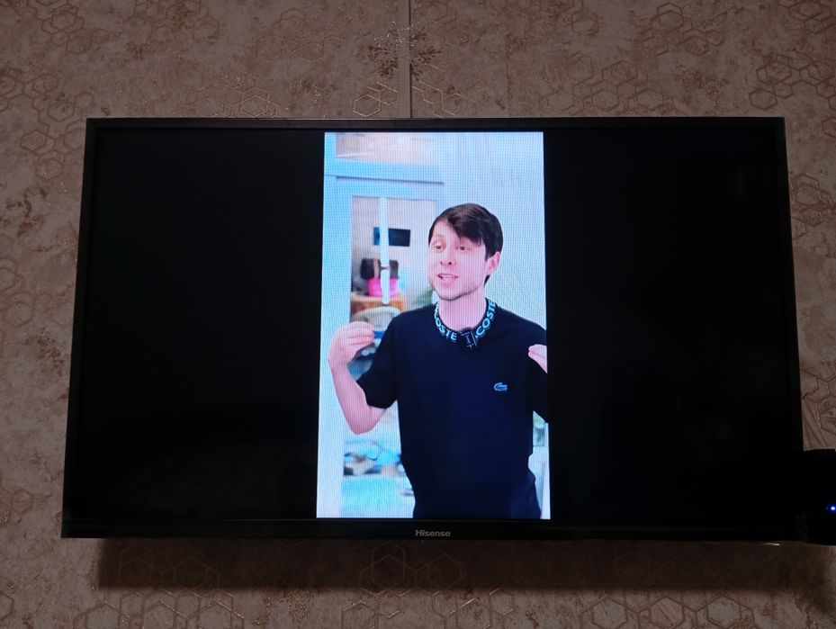 32 lik televizor sotiladi.Hisense vifi rotteri bn..alo darajada iwlidi