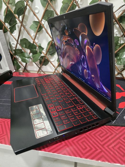 Acer Nitro 5  i7-8750H, 16gb, 256gb ssd +1TB HDD, Nvidia GTX 1650 4gb