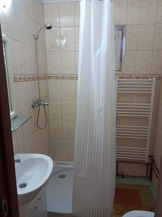 Apartament de închiriat