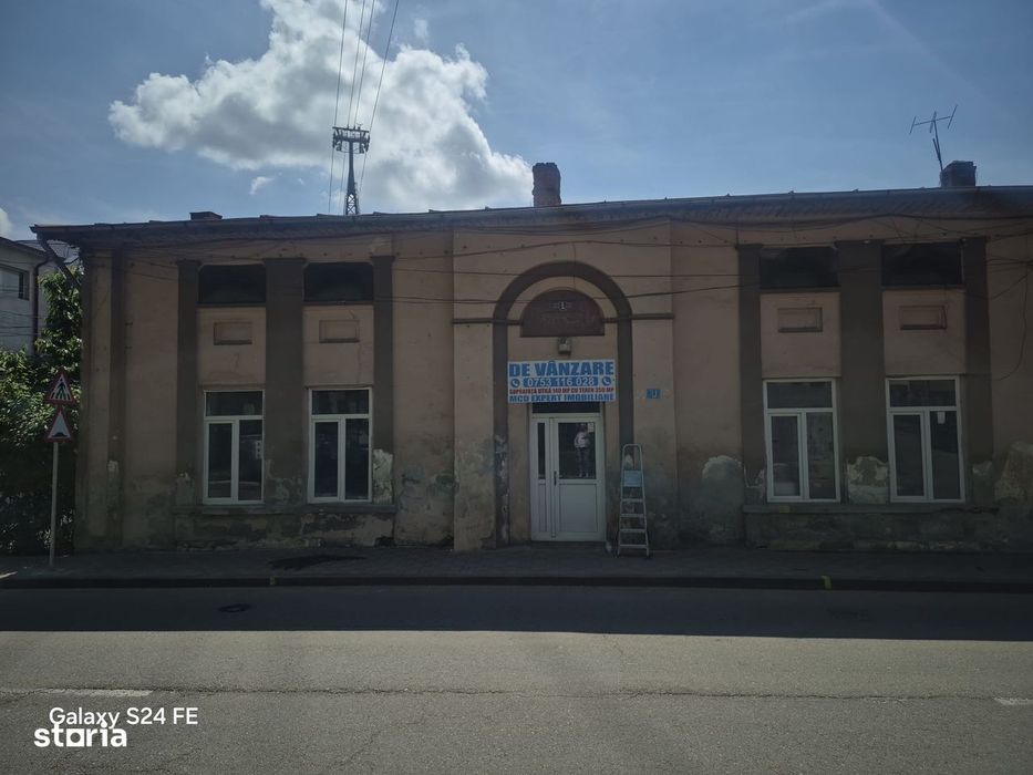 Casă ideală pentru birouri sau locuință – Zona  Str.Ștefan cel Mare