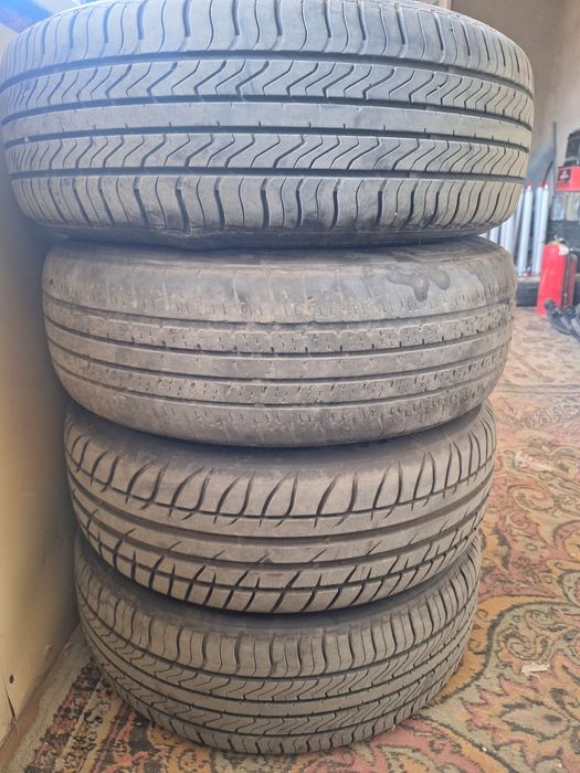 Продам диски с покрышками р15