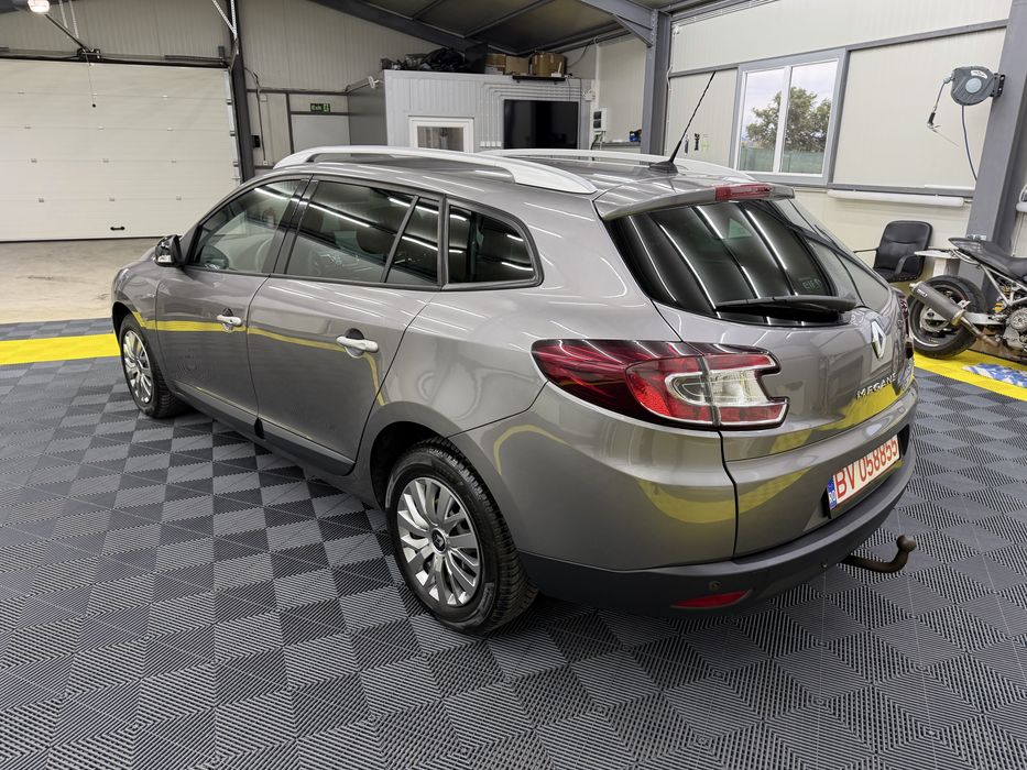 RENAULT Megane 2012 — imagine 3