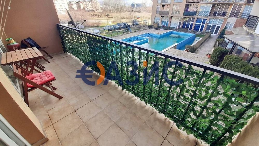 Продава се Двустаен апартамент в к.к. Слънчев бряг - 59 кв.м за 541 €/кв.м - Снимка #8