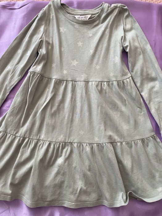 Продам детские платья