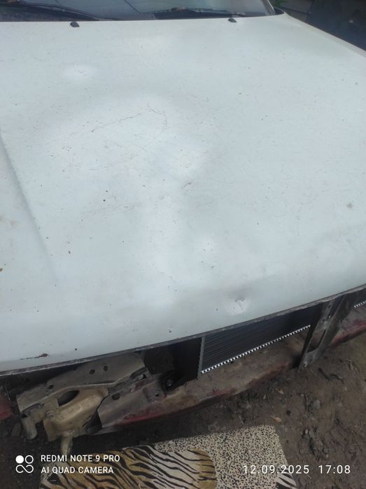 Капот Ауди 80 б3