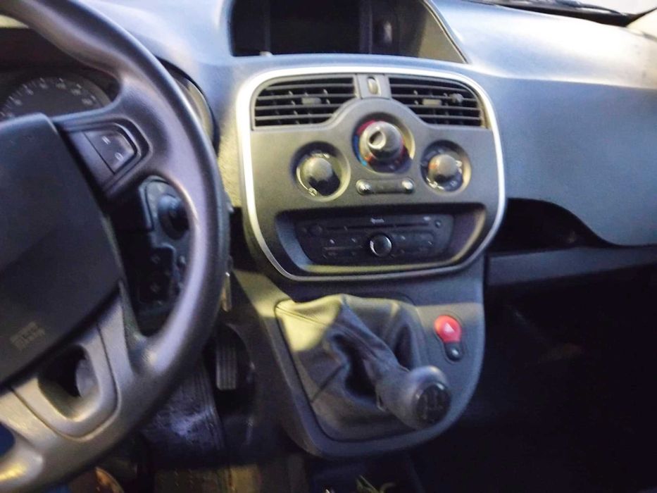 RENAULT Kangoo Autoutilitara N1 Furgoneta 2 locuri 5 usi 2017 1.5dCi 90 CP Euro 6 AC, recent adusa ofer fiscal