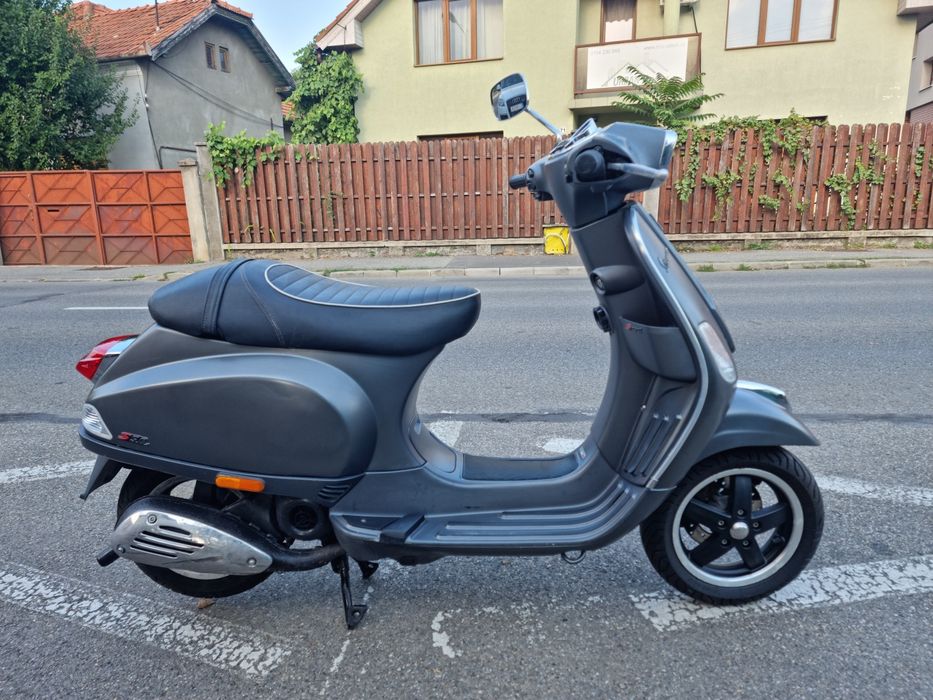 Scuter Vespa Sprint 50, 2T ,2012