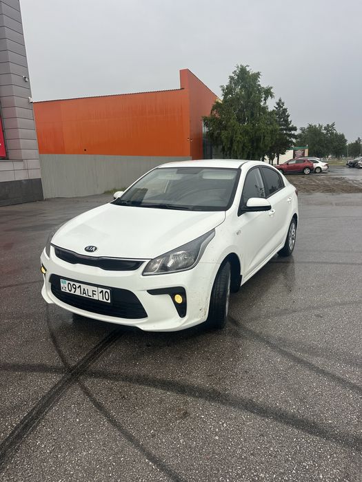 Kia rio 2019 в отличном состояни