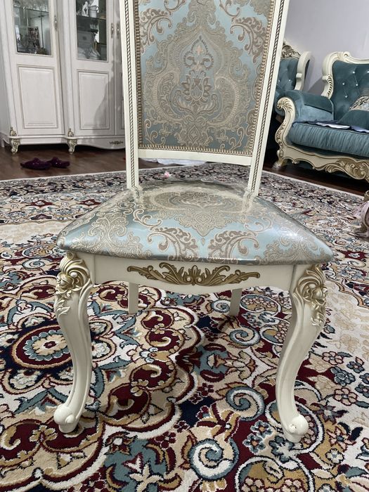 стулья для гостинной