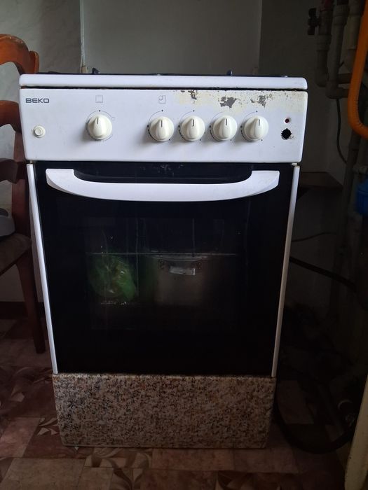 Продам Газплиту . Торг