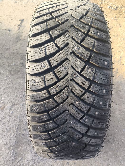 Продам зимнию резину 4шт