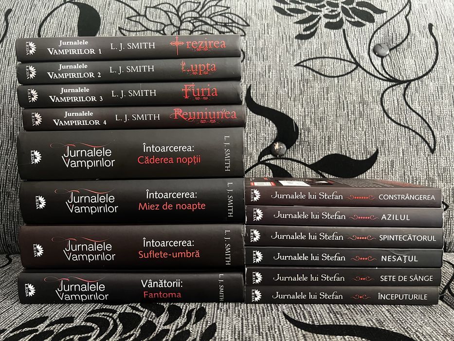 Seria Jurnalele Vampirilor + Jurnalele lui Stefan de L.J Smith