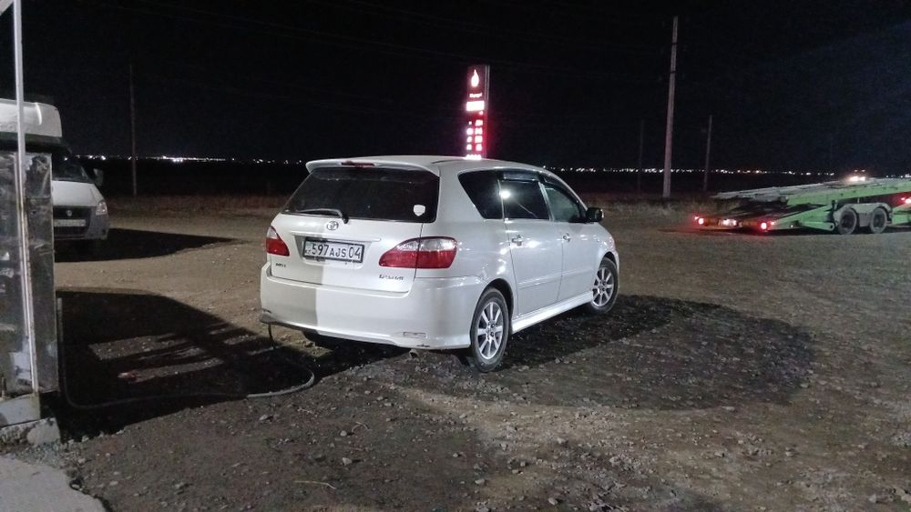 Ипсум 2008ж,газ-бензин