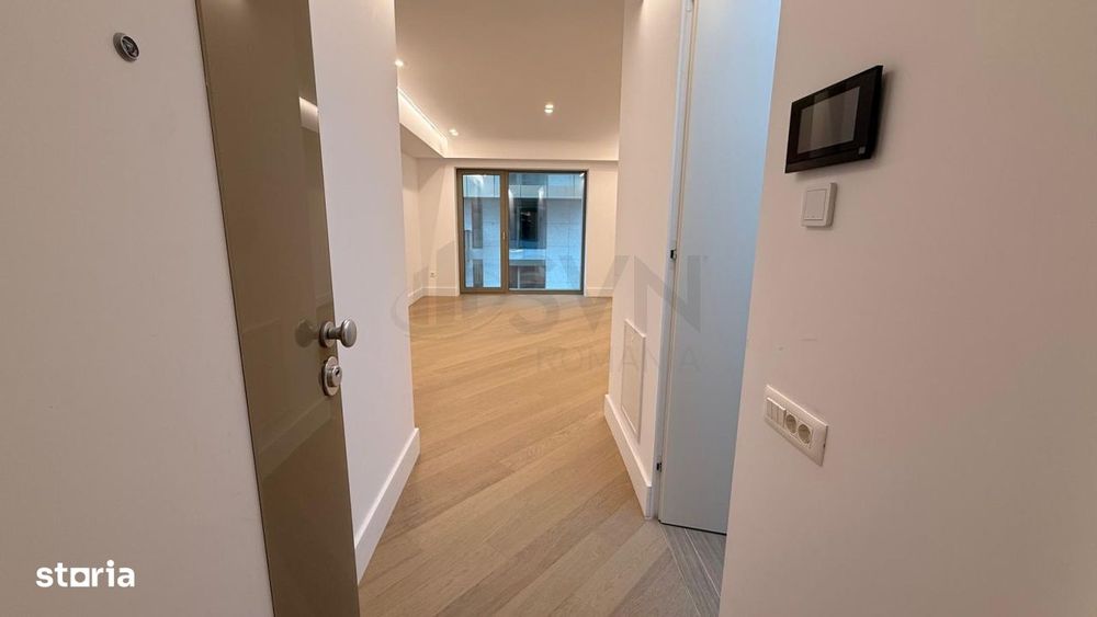 3 camere lux IANCU Nicolae
