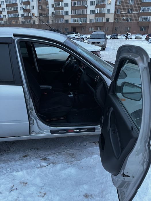 Lada granta автомат продам срочно
