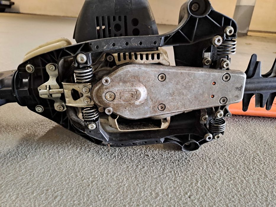 Stihl HS 81 R foarfeca gard viu