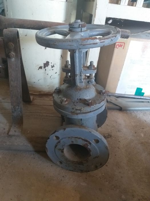 Продам задвижку Ду-80мм