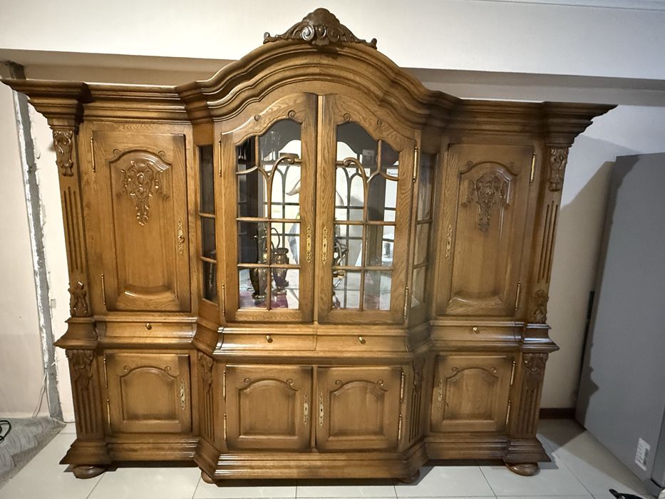 Белорусская мебель б/у, стенка Версаль