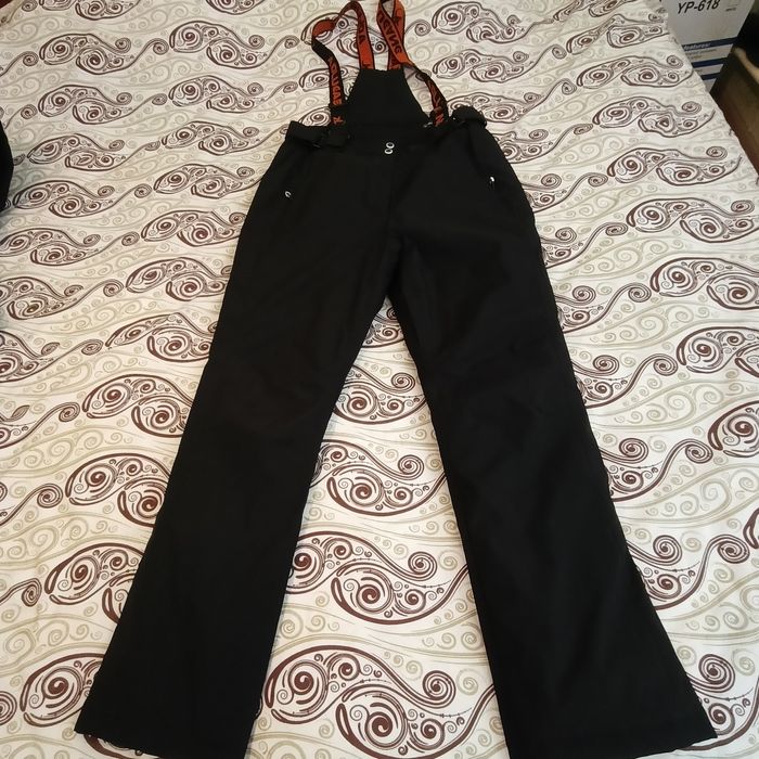 Горнолыжный костюм