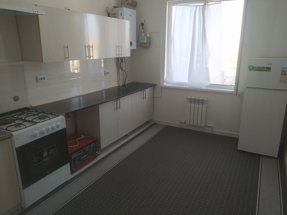 3 xonali uy sotiladi 67 kv 15-etaj narxi 550 mln