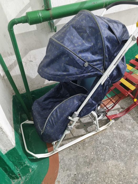 Продам санки и велосипед