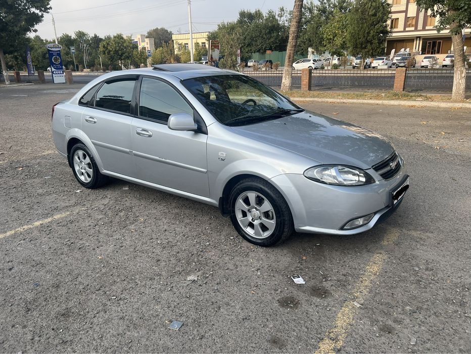 Gentra 2017 3 pozitsiya sotiladi. Urilmagan. 74 500 probeg