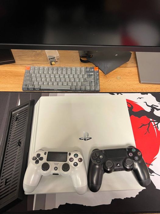 Playstation 4 pro 1 terabayt djostik htmi bilan beramz