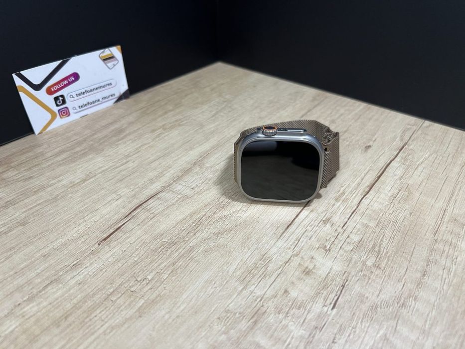 Apple Watch Ultra 49mm Natural Titanium Second-Hand 2 ani garanție, Te