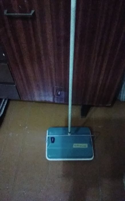 Продаем   домашний  веник щётка.