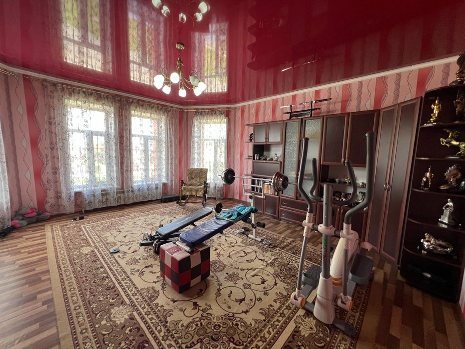 Продам коттедж 330 кв. М