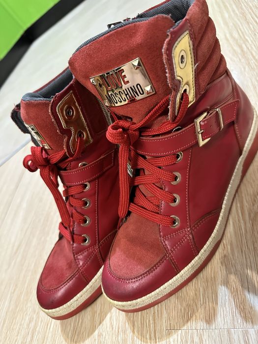 Кецове Love Moschino