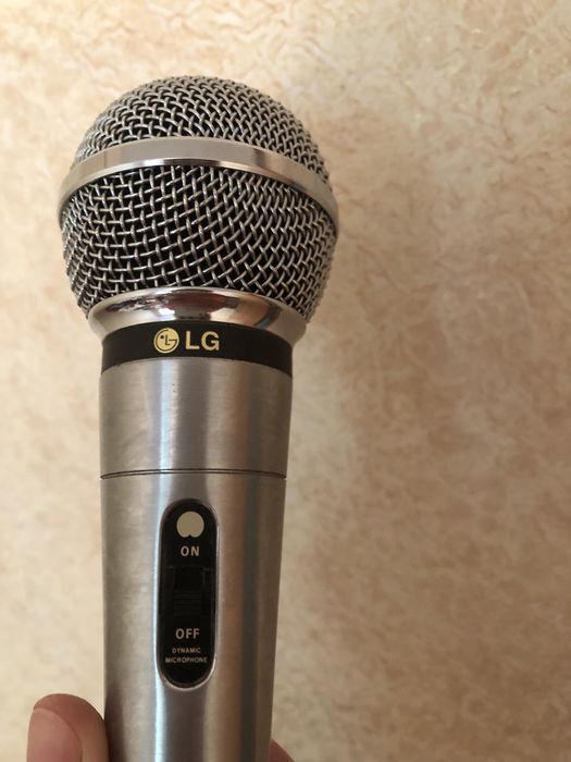 Микрофон динамический LG