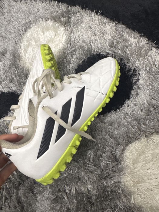 vand ghete de fotbal adidas copa