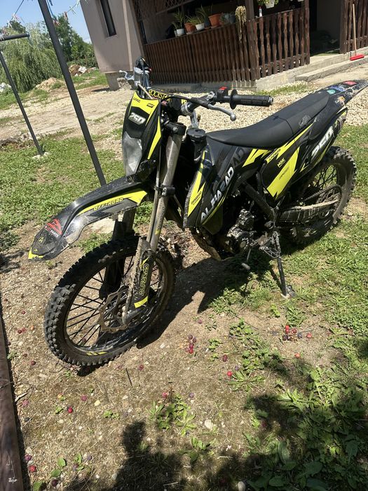 Vand cross 250 cc