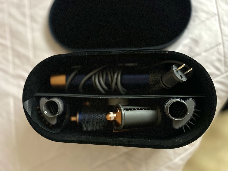 Сешоар Dyson топ