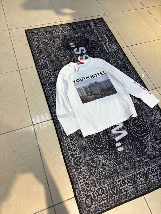 Продам лонгслив гоша руб