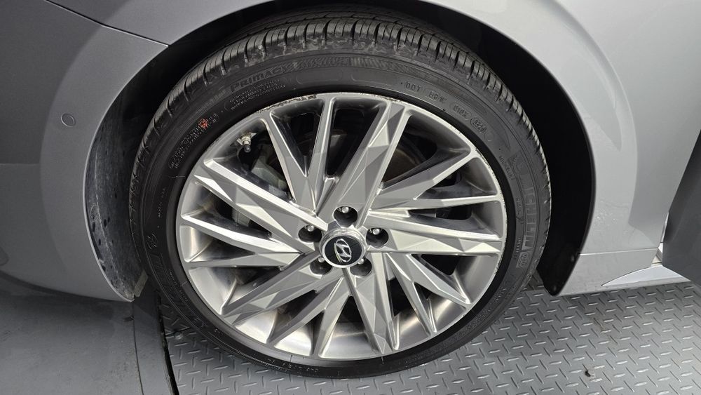 Hyundai Grandeur 3.3 Calligraphy