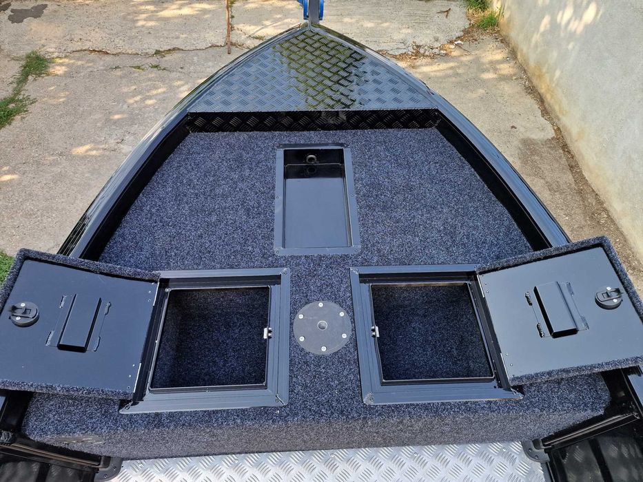 Barca aluminiu Bass PRO 420 spinning