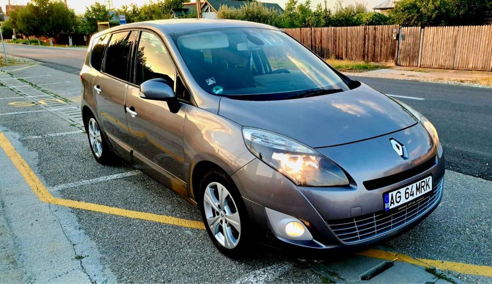 Vând Renault Grand Scenic cu 7 locuri  1.5
