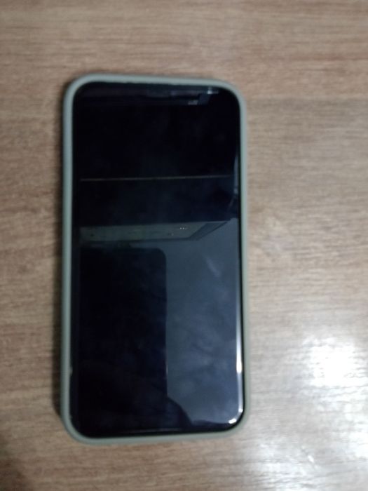 Айфон 11 заблокированный