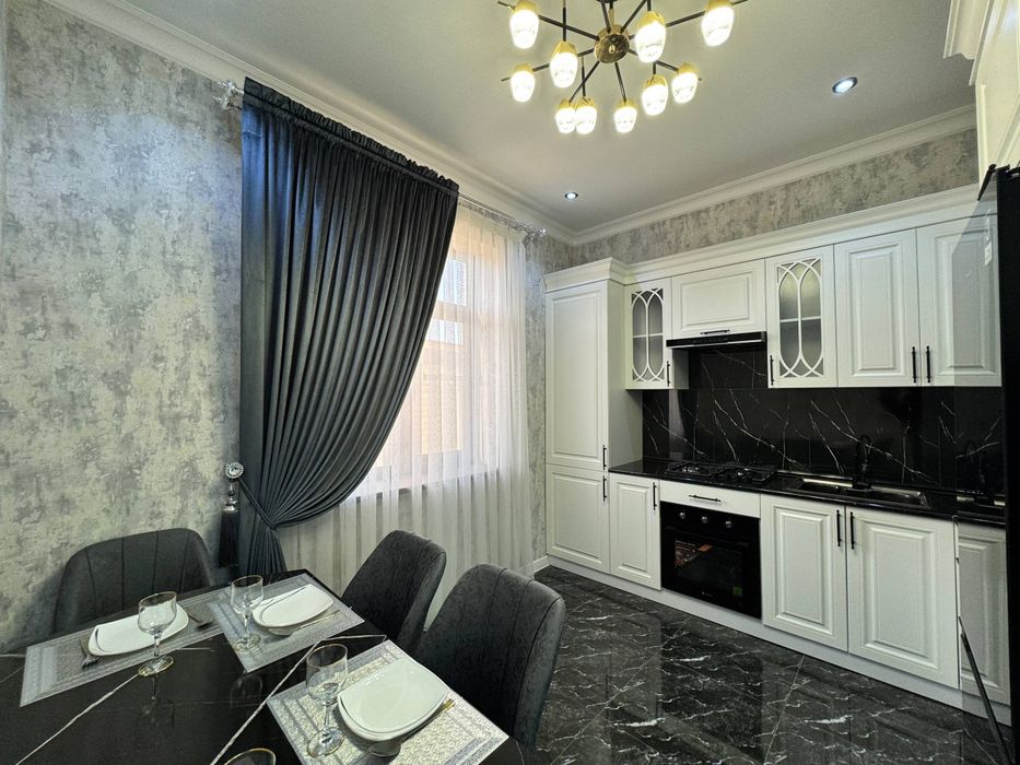 Срочно продаётся 4х-комнатная квартира