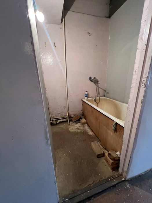 Цум 1/4/9 Рядом Корея Посольства 110 школа без ремонт Центр