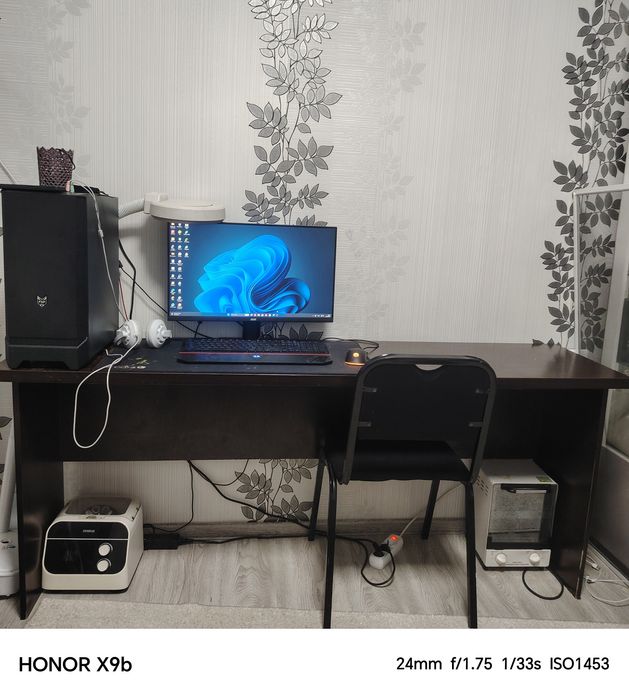 Учибный стол-стул для компютеров