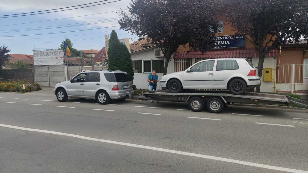 tractari auto Oradea Bors Ungaria Slovenia Cehia Austria Serbia Grecia